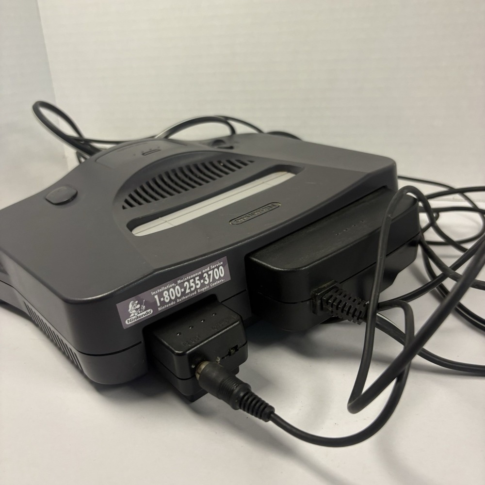 Nintendo 64 Gray Console NUS-001(USA) w/ OEM Controller - TESTED - - Picture 5 of 11